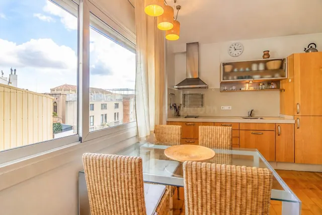 Agencia Inmobiliaria en Barcelona. Atico en venta en Sarria - foto 4