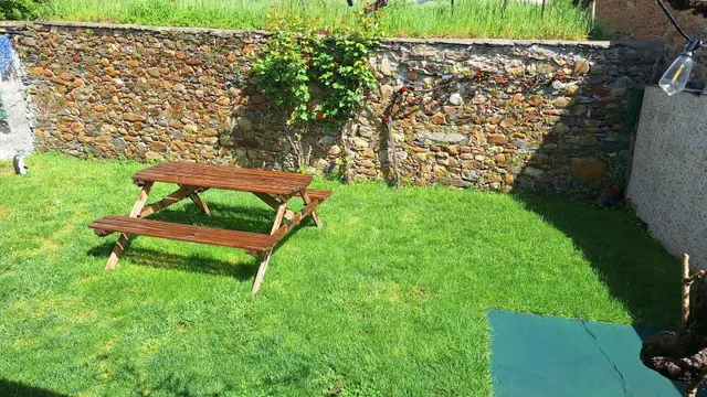 Encantadora Casa con Terreno en Bembibre por solo €77,000 — 21