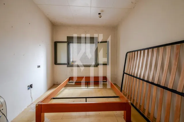 Casa con local a reformar en anglés — 22