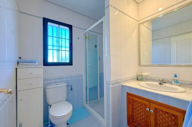 Villa Independiente Orientada al Sur con Vistas al Mar, Piscina Privada y Apartamento Separado en La Fuente — 27