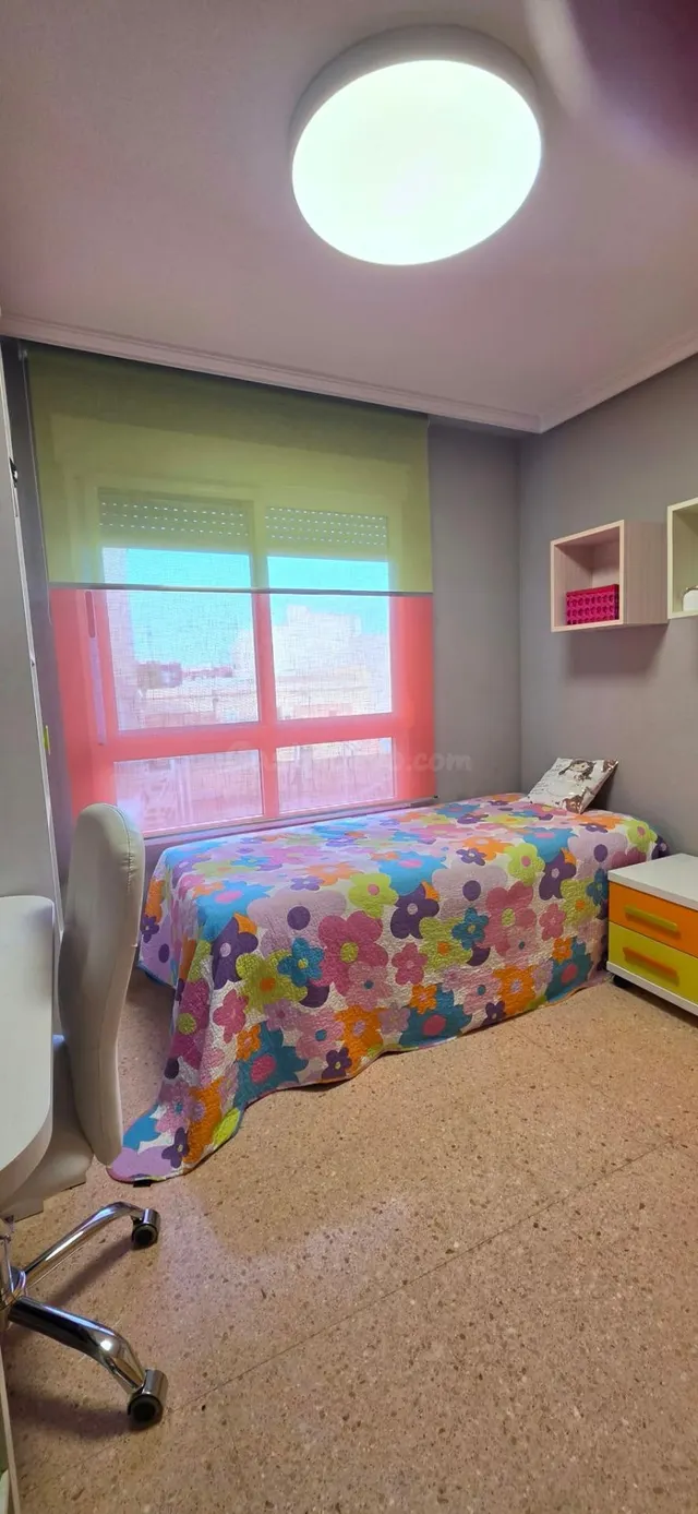 PISO A LA VENTA AMPLIO, LUMINOSO Y CON PLAZA DE GARAGE — 3