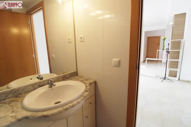 Tu PISO en el CENTRO de El VENDRELL: CÓMODO, PRÁCTICO y LISTO PARA ENTRAR — 12