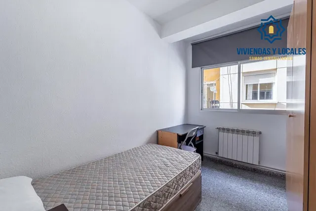 Piso amplio y luminoso en Ronda–Arabial — 18