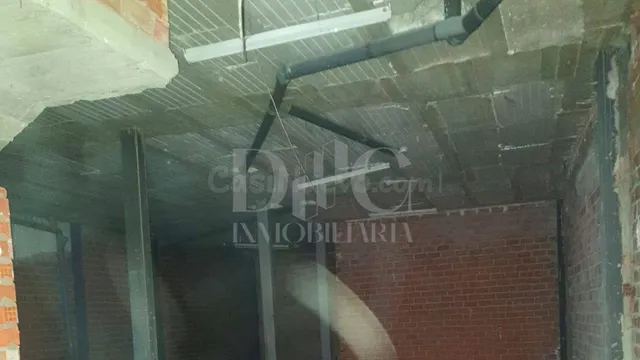 Local comercial de 94mt en el centro Dos Hermanas, se puede  - foto 5