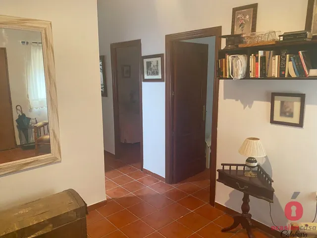 GRAN CASA CON TERRENO EN LOS ALGARBES (LA CARLOTA) - 3.500 METROS ¡HIPOTECABLE! — 30