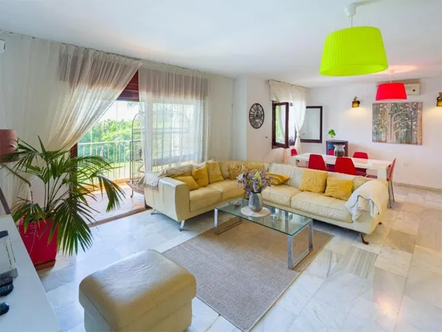 Chalet 4 habitaciones 230m² en venta - Marbella - foto 2
