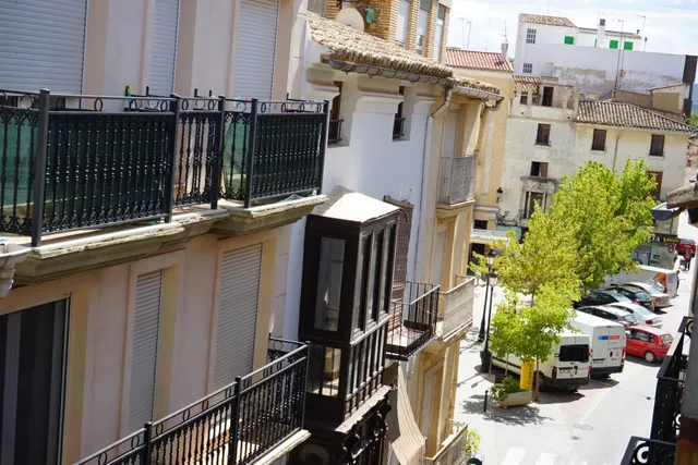 Piso en pleno centro de Requena, listo para entrar a vivir — 12