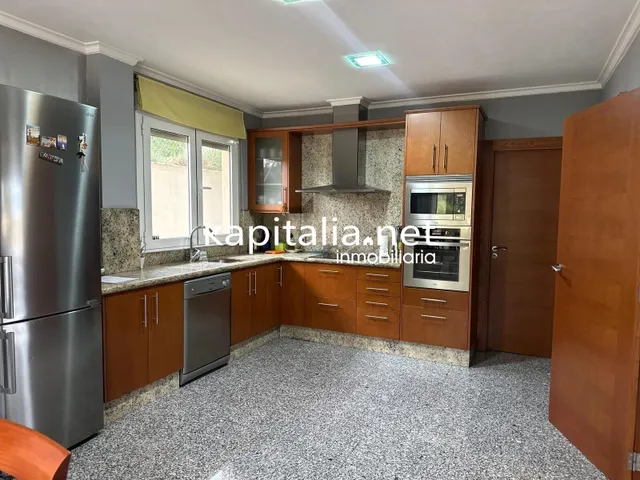 Chalet a la venta en L´Olleria (Valencia) — 2