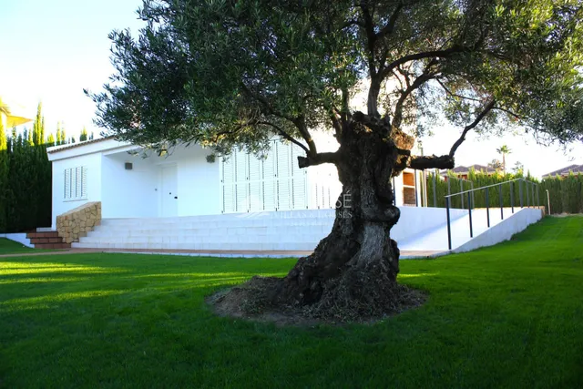 CHALET EN PRIMERA LINEA DE CAMPO DE GOLF, ALENDA GOLF, ALICANTE — 13