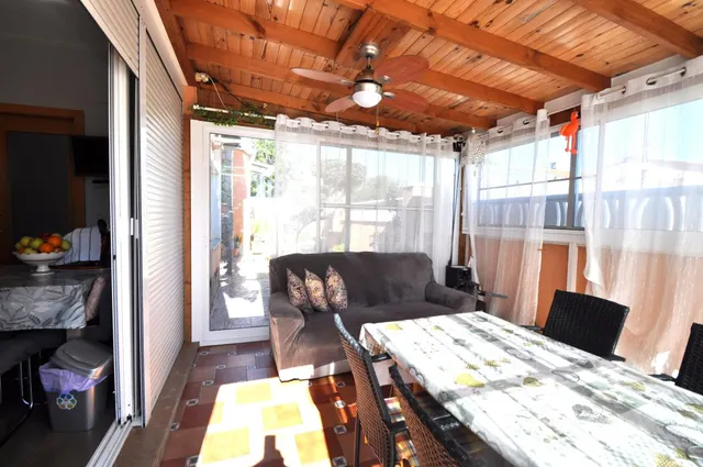 Chalet de 4 habitaciones en Urb. Montsia-Mar - foto 5