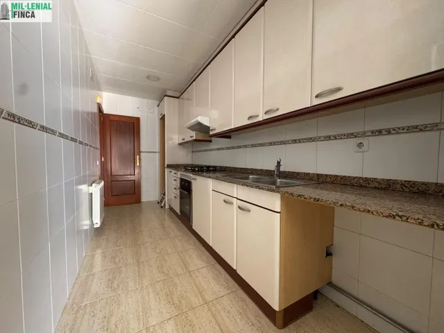 Luminoso piso en planta baja con terraza en Can Serra — 10