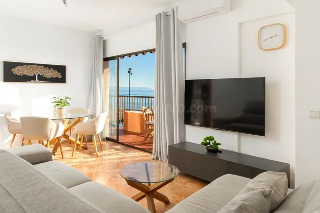 Apartamento frente al mar en Fuengirola - 2 dormitorios y 70m² — 5