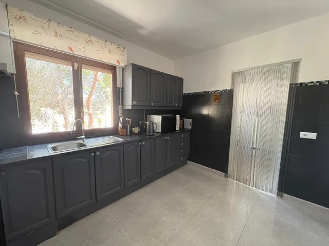 CHALET EN ORIHUELA COSTA CON GRAN PARCELA Y PISCINA PRIVADA — 17