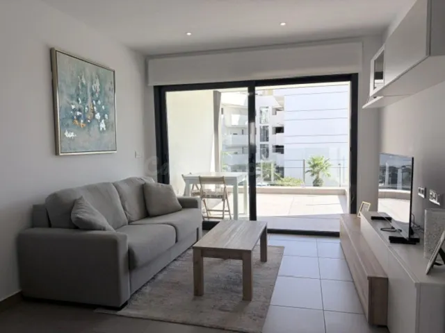 Apartamento 2 habitaciones 73m² en venta - Villamartin — 4
