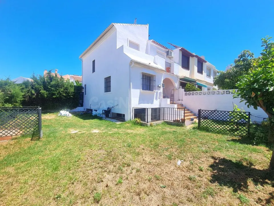 Casa 3 habitaciones 102m² en venta - Zona Las Mesas