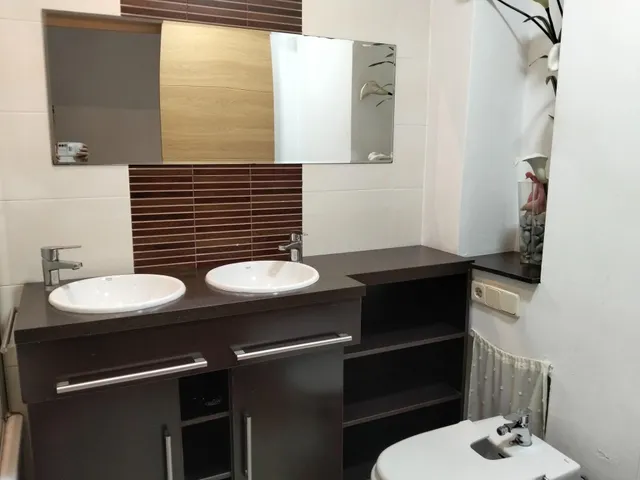 Se alquila habitaciones — 28