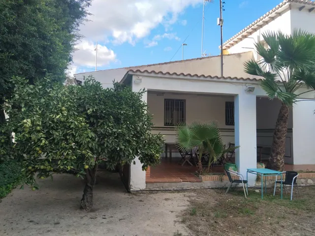 Chalet independiente esquina  en avenida Denia — 10
