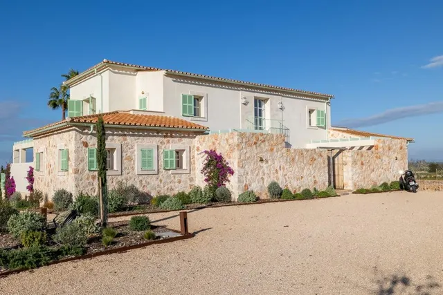 Preciosa villa de lujo con vistas - foto 2