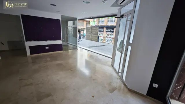 LOCAL COMERCIAL EN EL CENTRO — 7