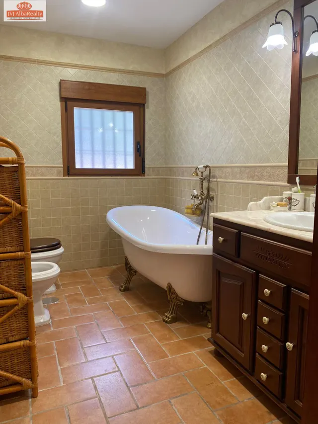 ESPECTACULAR CHALET EN PINARES DEL JUCAR — 34