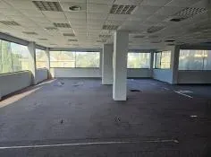 EDIFICIO DE OFICINAS EN VENTA C/ NAVALUENGA,1. LAS ROZAS. — 14