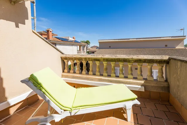 SE VENDE PAREADO EN MARRATXI — 26