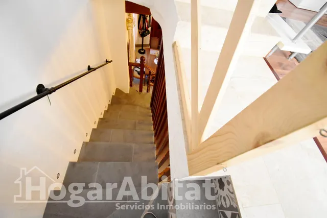 ESPECTACULAR CASA REFORMADA Y AMPLIA CON TERRAZA — 29
