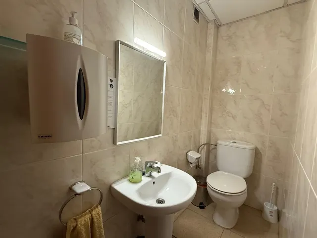 LOCAL IDEAL PARA OFICINAS AL CENTRO DE IGUALADA!!! — 14
