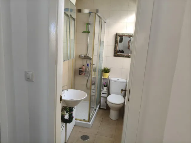 Se vende piso en cadiz , zona centro - mercado — 20