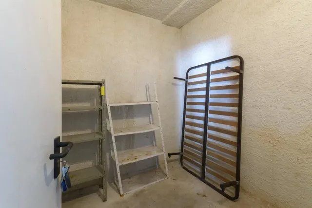 Cesión de vivienda por 50 años en Gandia, zona hospital, con piscina comunitaria, parking y trastero — 23