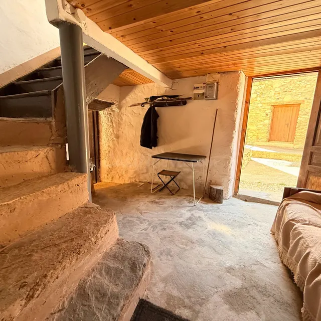 CASA DE ORIGEN CON VISTAS ESPECTACULARES EN ERESUÉ VALLE DE  - foto 4