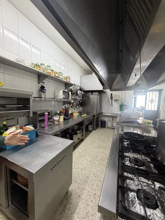 Restaurante 350m² en venta - Costa Del Sol — 7