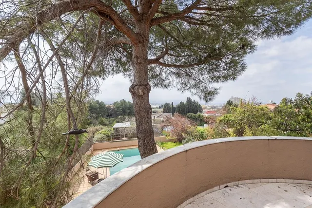 Espectacular casa independiente con piscina y grandes vistas en Monteluz (Peligros) — 21