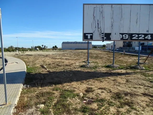 PARCELA INDUSTRIAL EN POLIGONO "LOS VALEROS" BENIJOFAR — 3