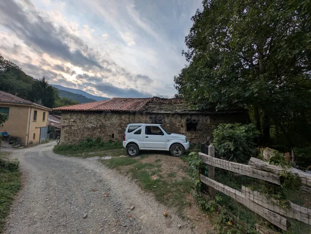 Casa tradicional asturiana para reformar en entorno unico de aller — 20