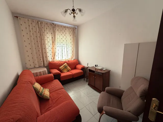 En venta vivienda de tres dormitorios en zona carlos iii — 13