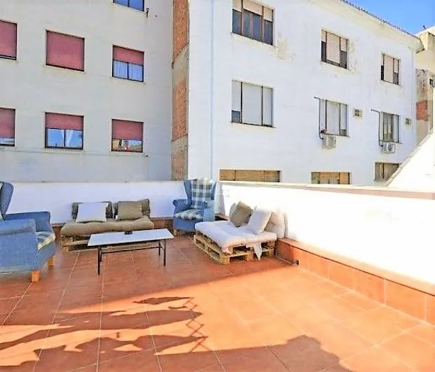 Exclusivo dúplex en el corazón de Cáceres con amplia terraza - foto 4
