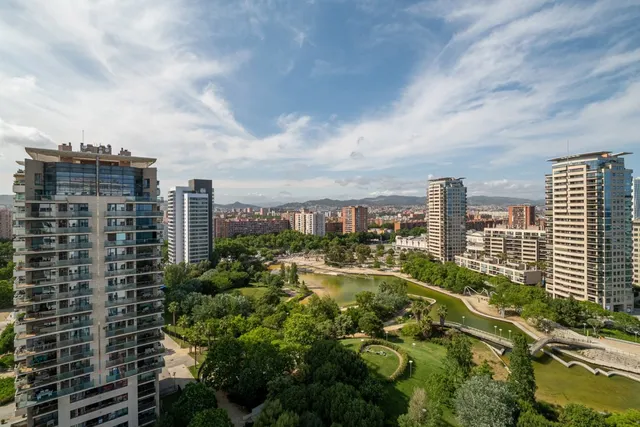 PISO CON VISTAS PANORAMICAS A 270 GRADOS — 30