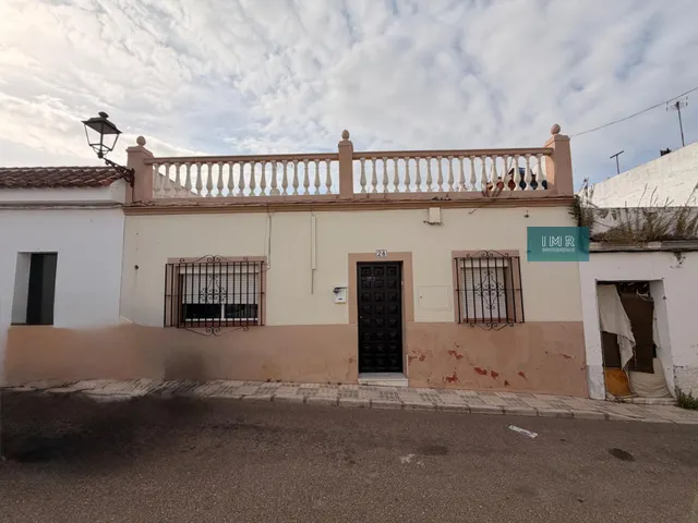 Casa en venta en el centro de Bormujos – comodidad y excelente ubicación — 16