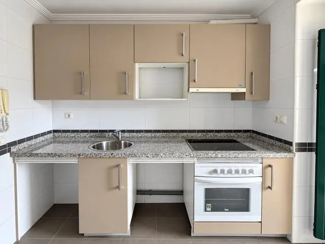 ¡a estrenar! dos dormitorios, terraza, garaje y trastero en Oviedo — 31