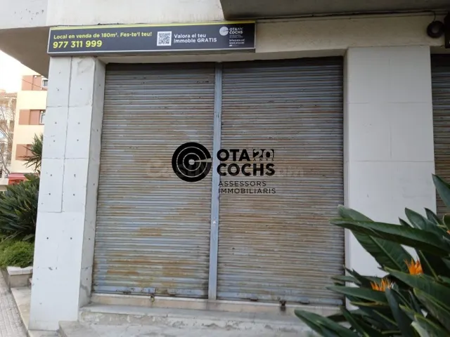 LOCAL COMERCIAL ESQUINERO ZONA NILOGA — 3