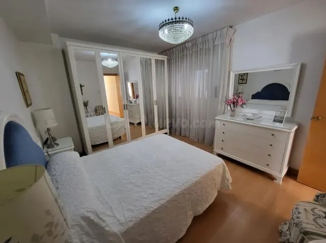 SE VENDE PISO REFORMADO EN LA AVENIDA PABLO IGLESIAS — 5