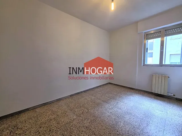 Amplia vivienda de 4 dormitorios con dos terrazas acristaladas en venta la zona sur de Ávila — 38