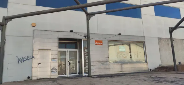 Bar Retaurante en venta en el Polígono de Tosses 21 — 16