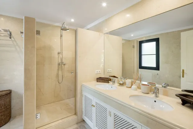 Villa 4 habitaciones 373m² en venta - La Quinta — 14