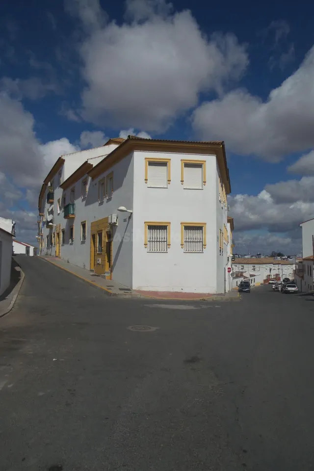 Se vende Piso OKUPADO en Valdeflores Del Carril 12 Cartaya, 