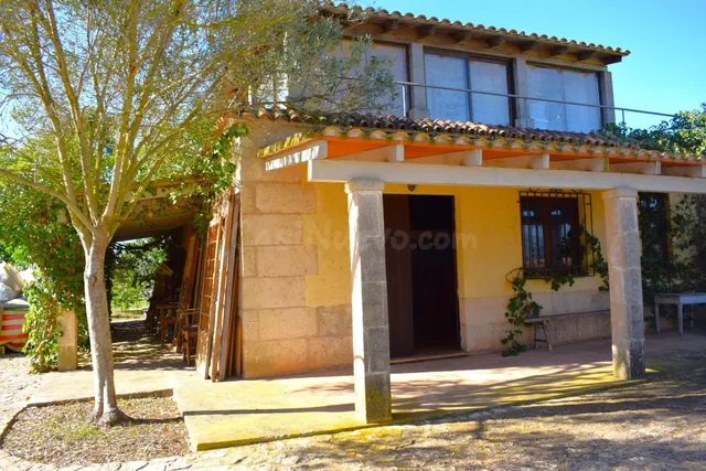 Finca rústica con casa de campo con hermosas vistas a la Ser - foto 2