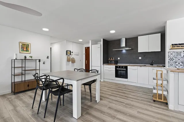 Piso 4 habitaciones 170m² en venta - Juan Carlos I — 8