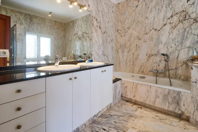 Chalet 4 habitaciones 483m² en venta - Riviera del sol — 44