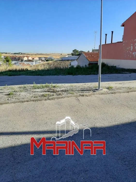 Solar 362m² en venta - Borox - foto 2